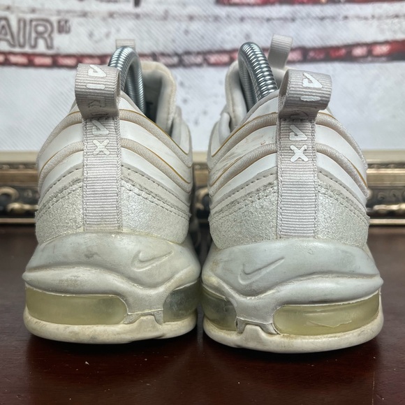 Nike Air Max 97 Women's Running Shoes Size 9 Pale Pink Summit White Light Bone - Picture 3 of 9